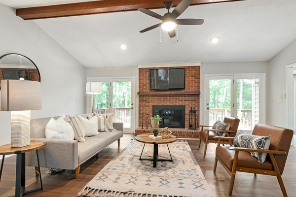 Choisissez votre style de table en céramique à 4 pieds