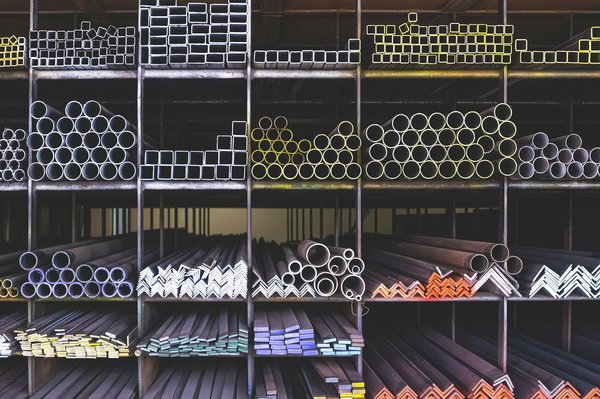 Guide d'achat : tube acier, plaque et fer plat